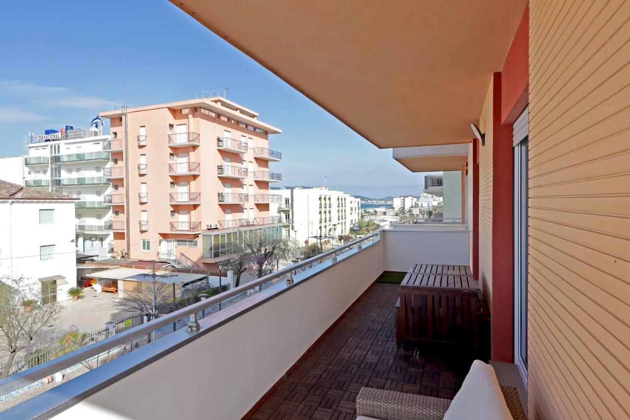 Crima Mare Luxury Misano Adriatico Exterior foto