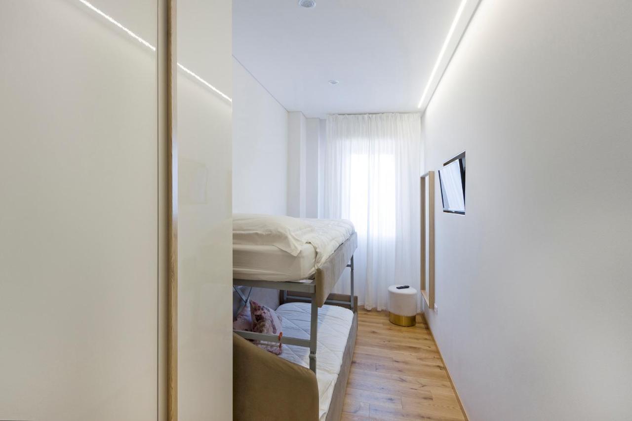 Crima Mare Luxury Misano Adriatico Exterior foto