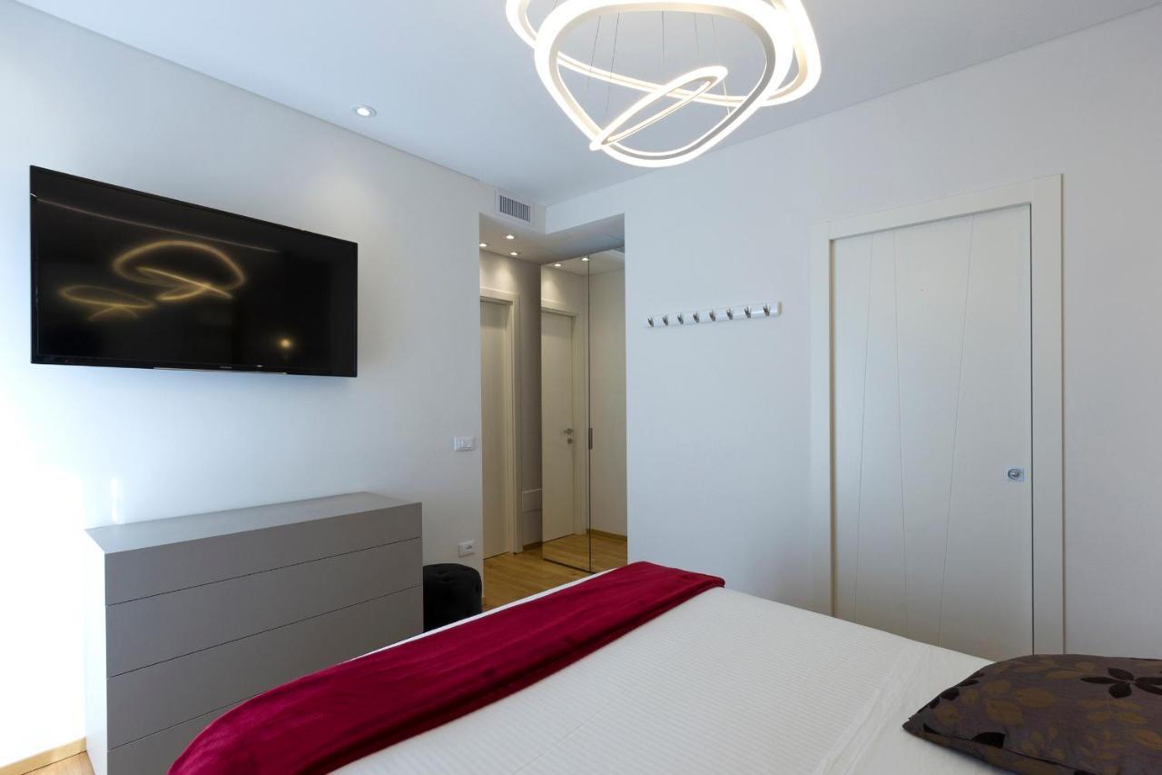Crima Mare Luxury Misano Adriatico Exterior foto