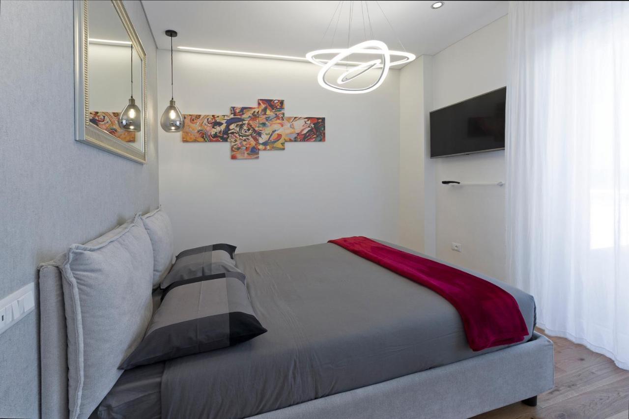 Crima Mare Luxury Misano Adriatico Exterior foto